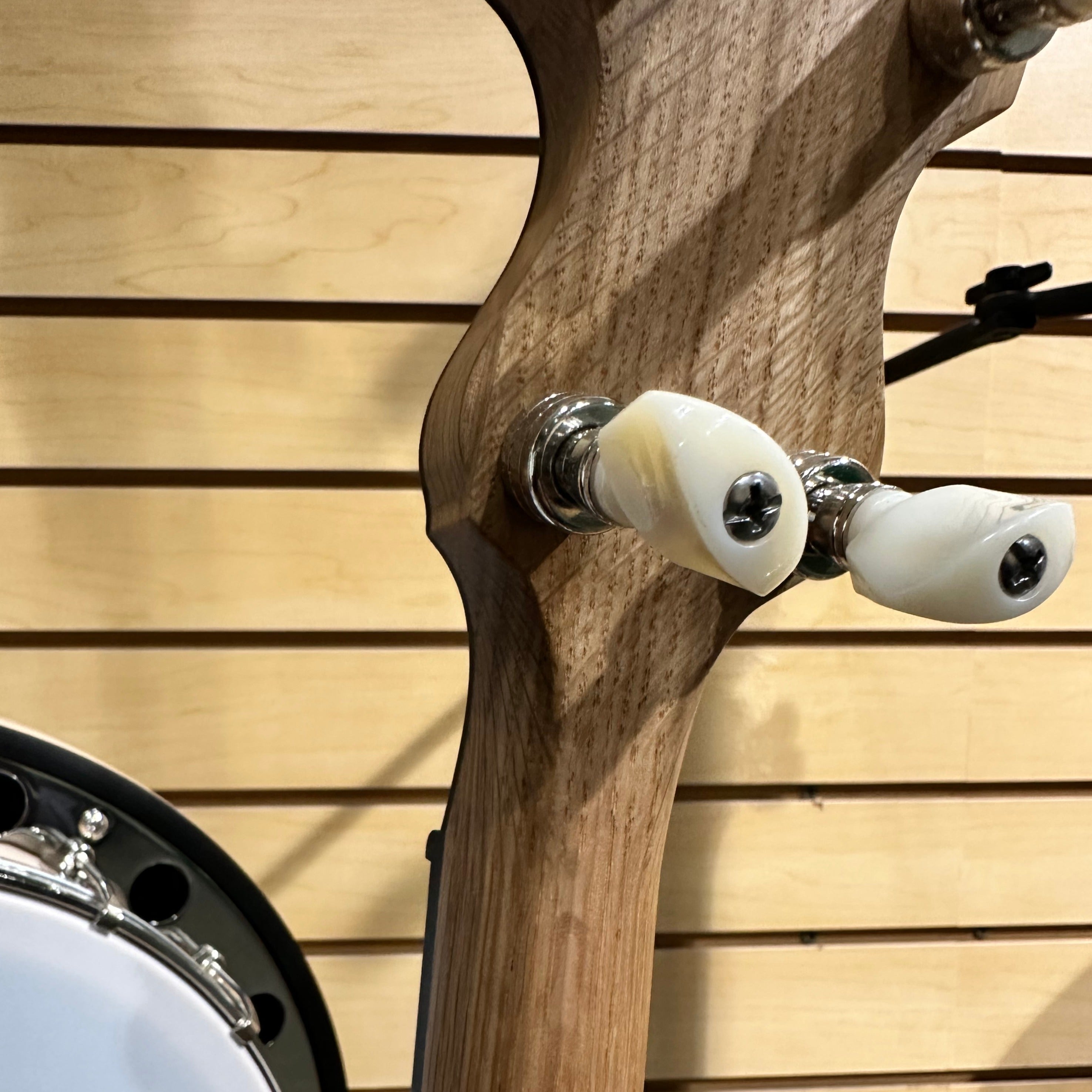 Vega White Oak 12" | Showroom Banjo